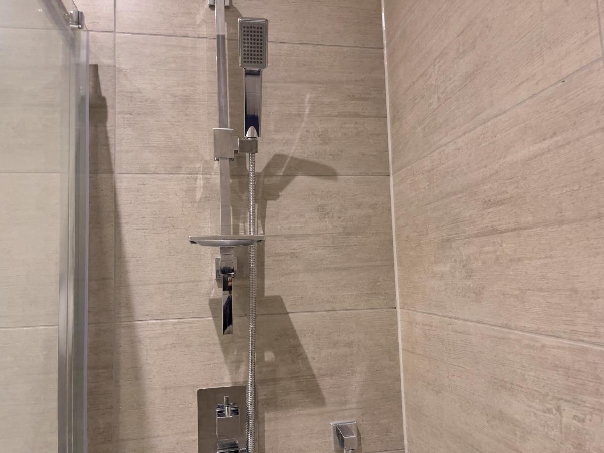 Lovely 2 Double Bedroom Flat With Free Parking - At The Atrium Mk Milton Keynes Zewnętrze zdjęcie
